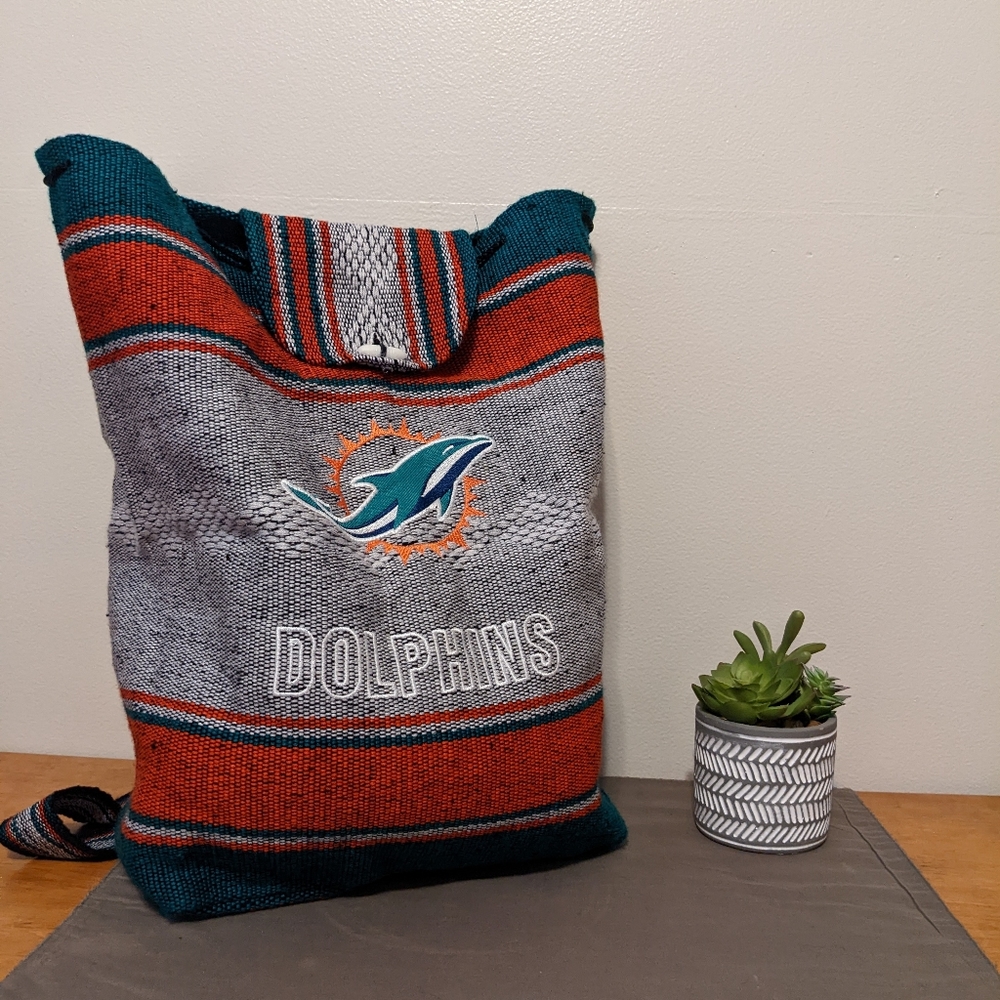 NWOT Miami Dolphins Football Woven Baja Bag